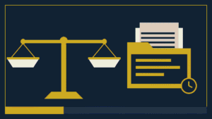 Ilustración editorial en navy y dorado: balanza de la justicia junto a un expediente laboral con documentos y un reloj, sobre la obligación del artículo 804 de la LFT de conservar documentos